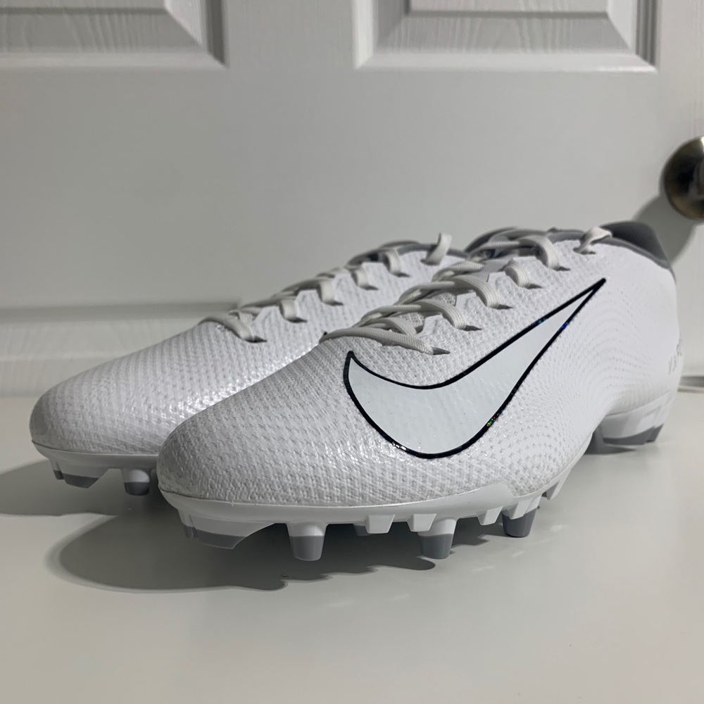 🔥Nike Vapor Untouchable Platinum Football Cleats
